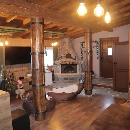 Apartman Roots *